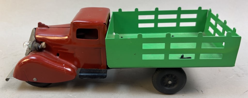 Kingsbury Pressed Steel Stake Bed Truck Patent (1 of 8)