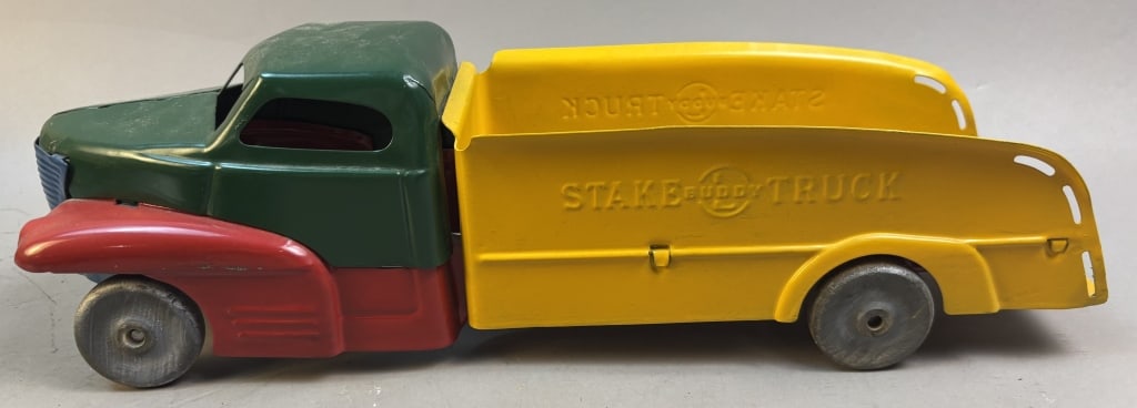 Vintage Buddy Pressed Steel Open Bed Stake Truck: The truck appears to have been repainted and restored! Please make sure you view all photos and ask any questions you may have! Great original collectible item. This is day 1 of our 2 day one owner au