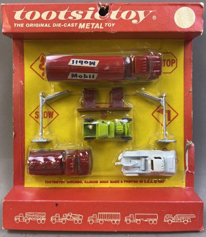 Tootsie Toy Original Packaging Die-Cast Metal Trucks: Please make sure you view all photos and ask any questions you may have! Great original collectible item. This is day 1 of our 2 day one owner auction event. Thanks and have a great day! Holler &