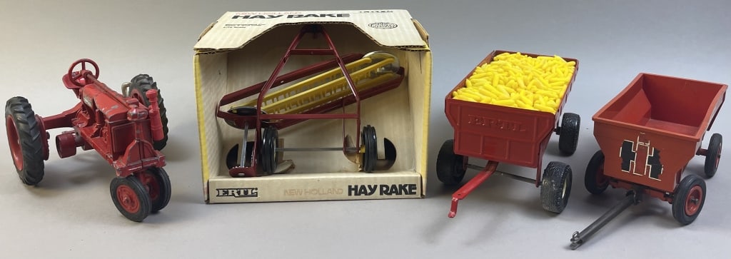 Ertl Farmall Tractor & Farm Implements 1/16 Scale: Please make sure you view all photos and ask any questions you may have! Great original collectible item. This is day 1 of our 2 day one owner auction event. Thanks and have a great day! Holler & Hamm