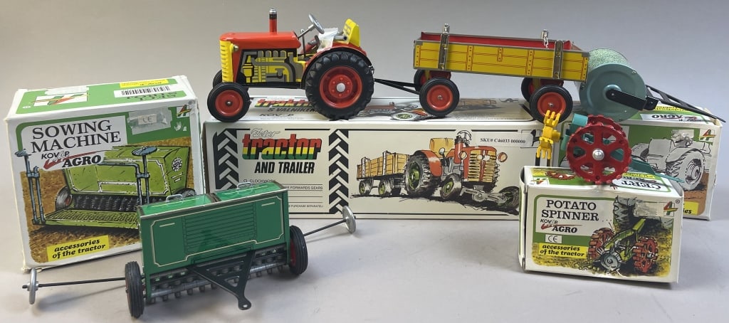 Czech Tin Litho Wind-Up Tractor & Farm Implements: Please make sure you view all photos and ask any questions you may have! Great original collectible item. This is day 1 of our 2 day one owner auction event. Thanks and have a great day! Holler &