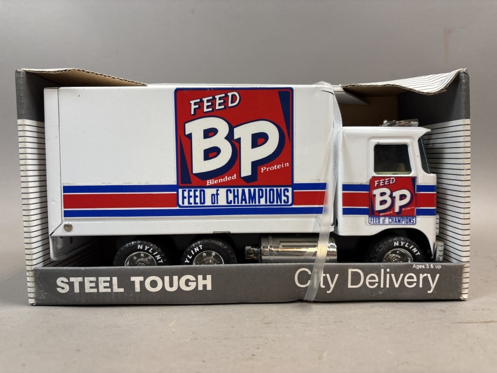 Feed BP Steel Tough City Delivery Toy Truck: Please make sure you view all photos and ask any questions you may have! Great original collectible item. This is day 1 of our 2 day one owner auction event. Thanks and have a great day! Holler & Hamm