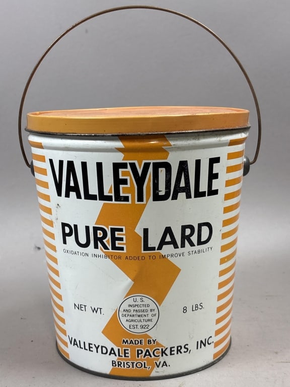 Valleydale 8lb Pure Lard Tin Bucket w/ Handle: Please make sure you view all photos and ask any questions you may have! Great original collectible item. This is day 1 of our 2 day one owner auction event. Thanks and have a great day! Holler & Hamm