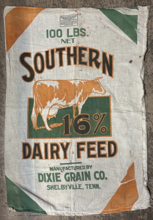 Dixie Grain Co 100lb Southern Dairy Feed Sack: Please make sure you view all photos and ask any questions you may have! Great original collectible item. This is day 1 of our 2 day one owner auction event. Thanks and have a great day! Holler & Hamm