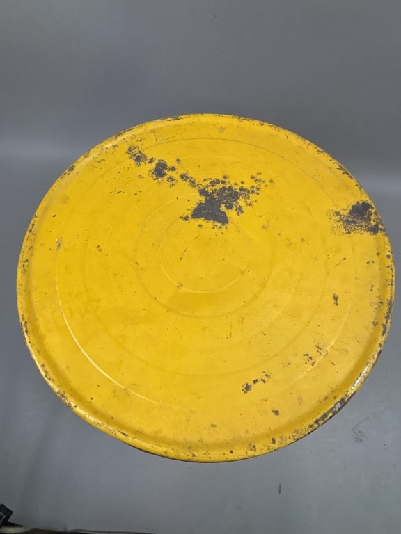 Armour's White Cloud Side Handle Tin - 6