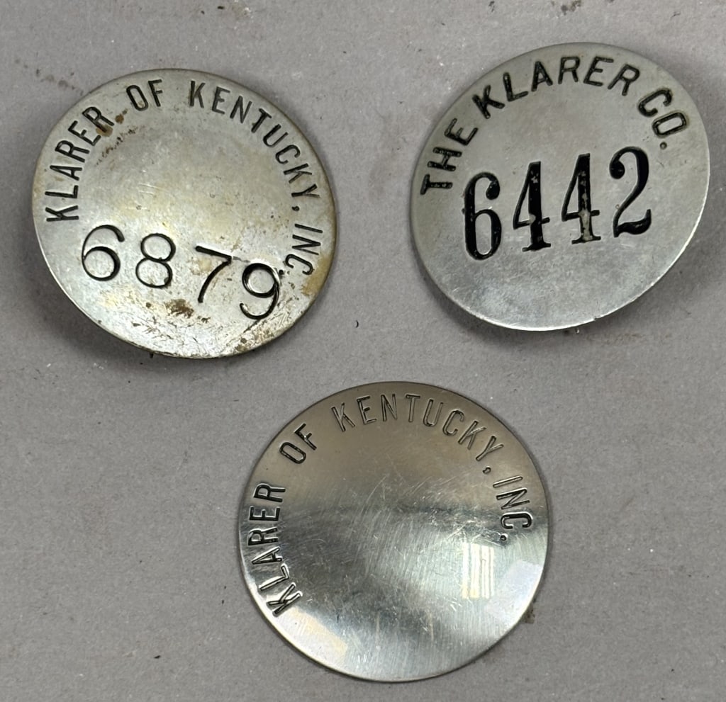 Lot of 3 Klater of Kentucky Inc Metal Badges: Please make sure you view all photos and ask any questions you may have! Great original collectible item. This is day 1 of our 2 day one owner auction event. Thanks and have a great day! Holler & Hamm