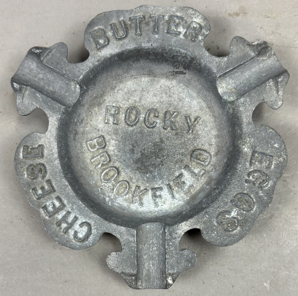 Rocky Brookfield Butter Cheese Eggs Ashtray: Please make sure you view all photos and ask any questions you may have! Great original collectible item. This is day 1 of our 2 day one owner auction event. Thanks and have a great day! Holler & Hamm