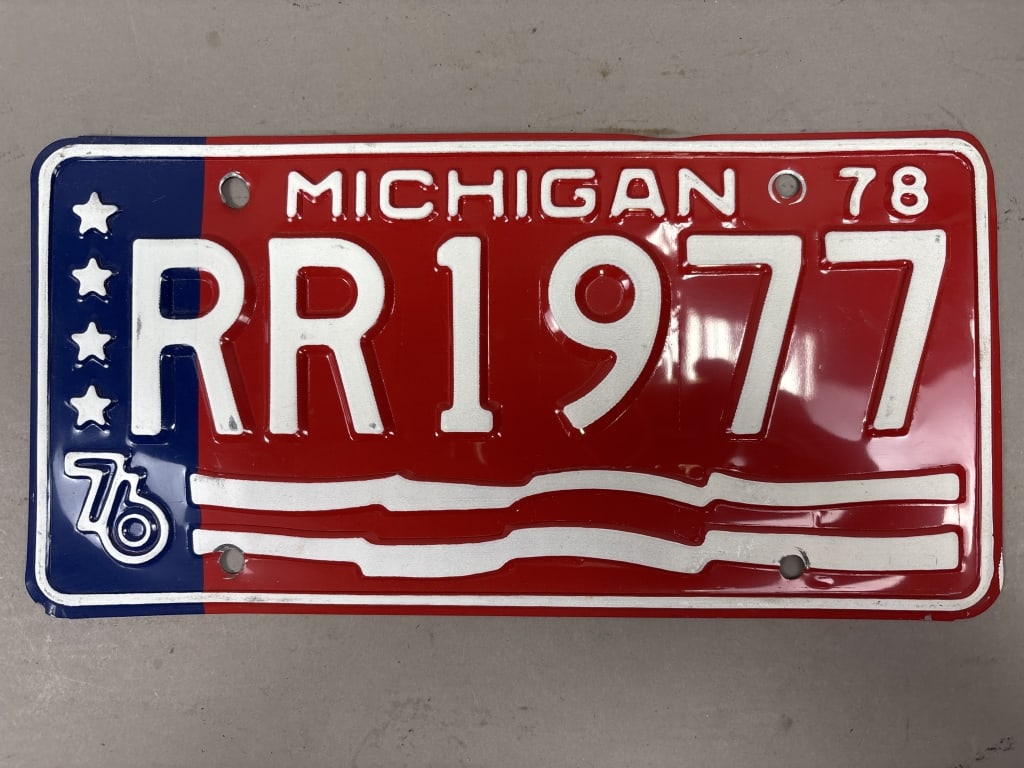 1977-78 Rolls Royce Michigan Personalized Plate: See all photos as a better idea of condition.
