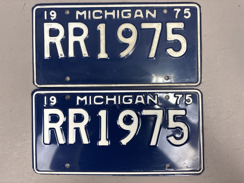 Pair 1975 Rolls Royce Michigan Personalized Plate: See all photos as a better idea of condition.