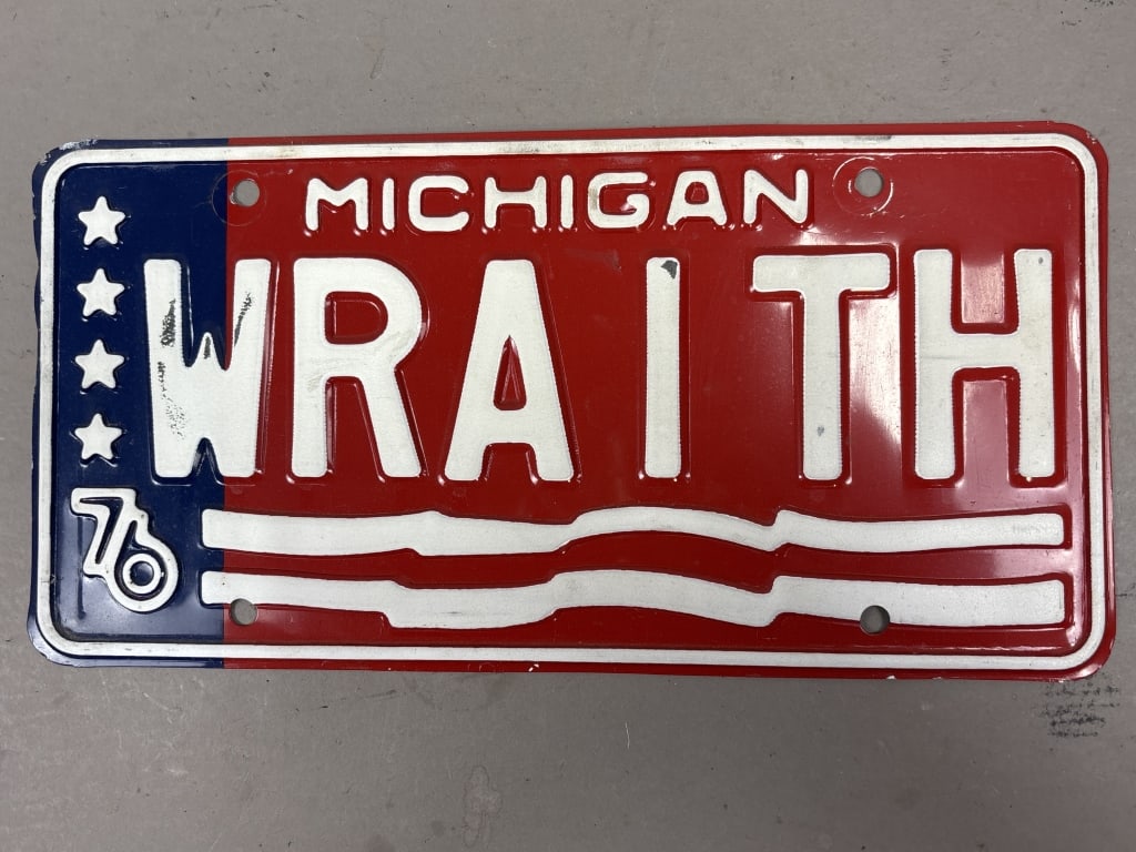 1976 Wraith Personalized Michigan License Plate: See all photos as a better idea of condition.