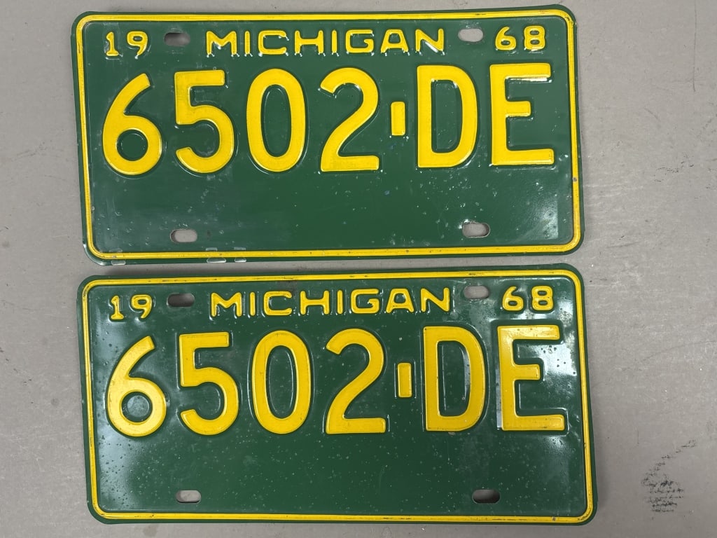 Pair 1968 Vintage Michigan License Plates: See all photos as a better idea of condition.