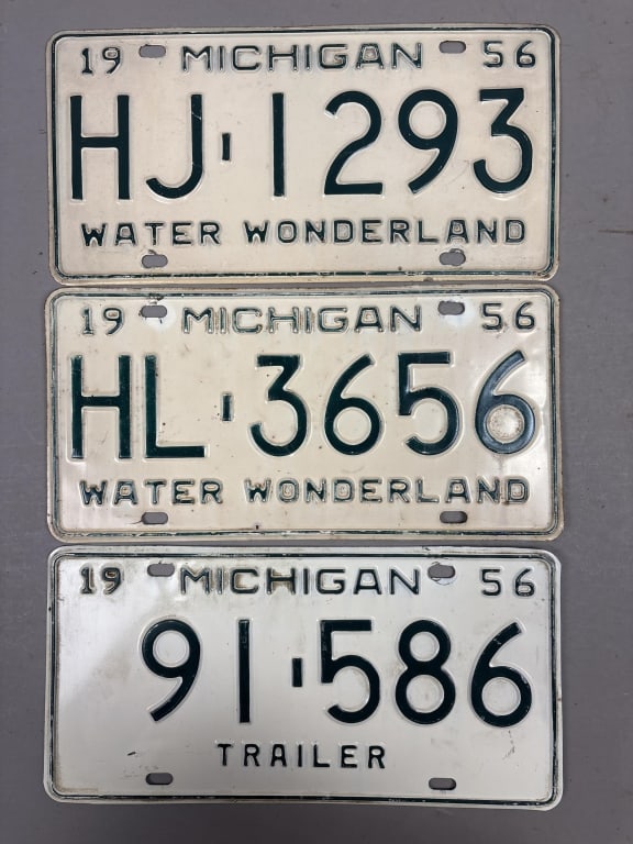 Lot of 3 1956 Michigan Trailer Water Wonderland: See all photos as a better idea of condition.