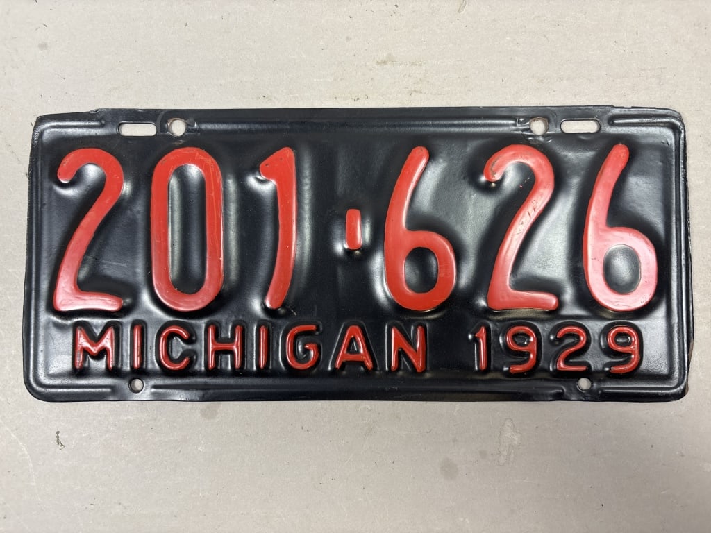 1929 Michigan 201-626 Vintage License Plate (1 of 2)