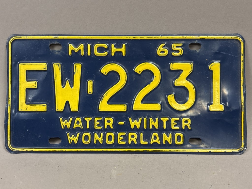 1965 Michigan EW-2231 Water Winter Wonderland: See all photos as a better idea of condition.