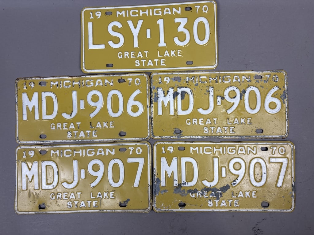 Lot of 5 1970 Michigan Great Lakes State Plates: See all photos as a better idea of condition.