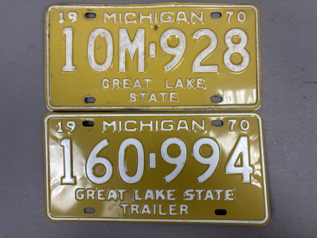 Pair 1970 Michigan 10M-928 160-994 License Plates: See all photos as a better idea of condition.