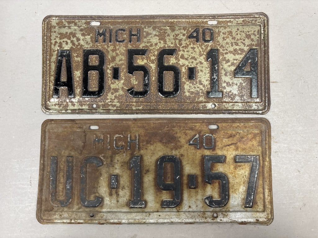 Pair of 1940 Michigan AB-56-14 UC-10-57 Plates: See all photos as a better idea of condition.