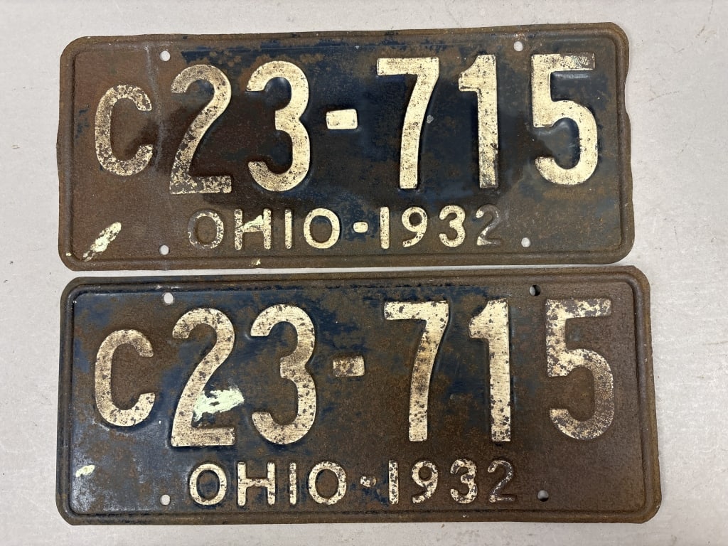 Pair 1932 Ohio C 23-715 Vintage License Plates: See all photos as a better idea of condition.