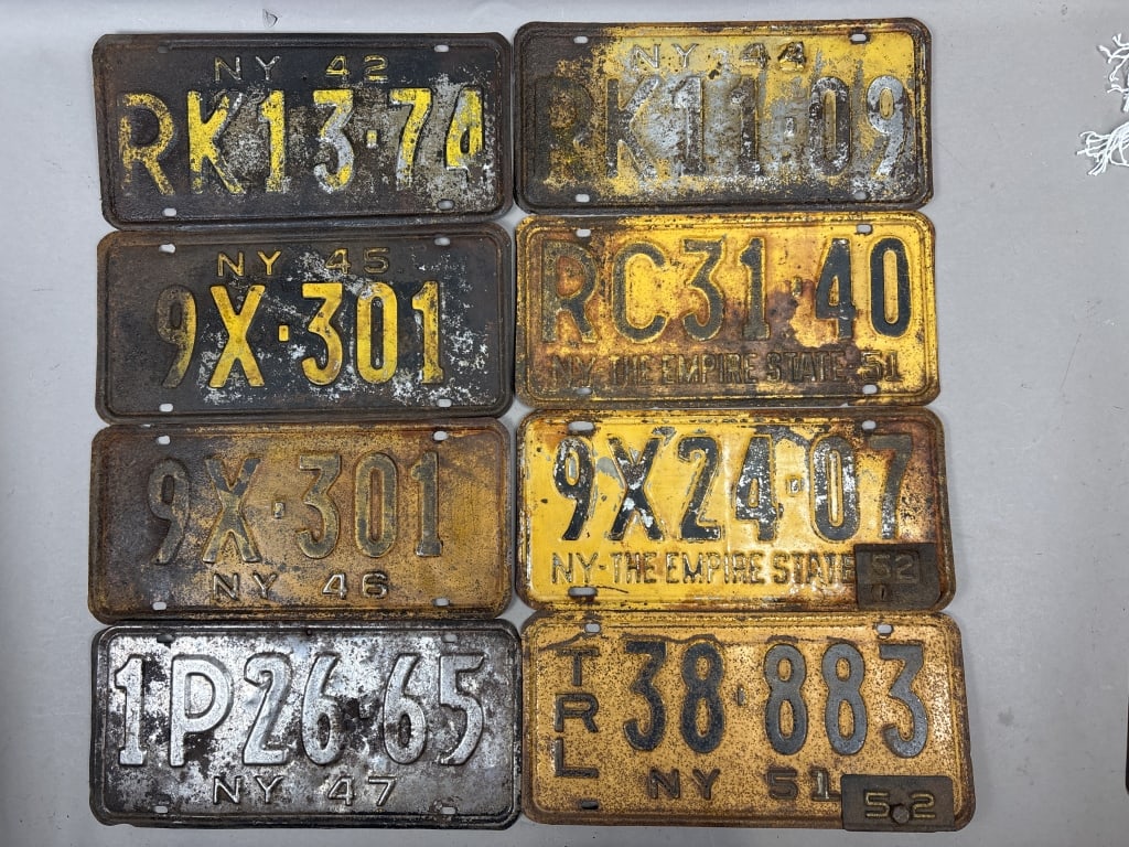 Antique Lot 8 40s 50s New York License Plates: See all photos as a better idea of condition.