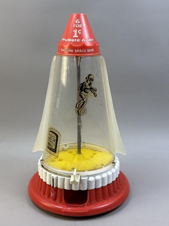 Vintage 50s Ring Ding Space Ship Gumball Machine: Please make sure you view all photos and ask any questions you may have! Great original collectible item. This is day 1 of our 2 day one owner auction event. Thanks and have a great day! Holler &