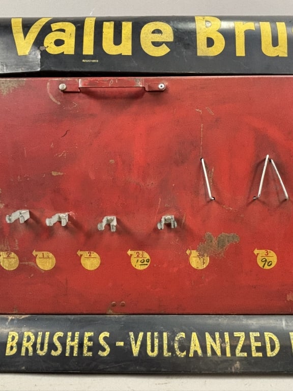 Giant Value Brushes 40s Countertop Store Display - 6