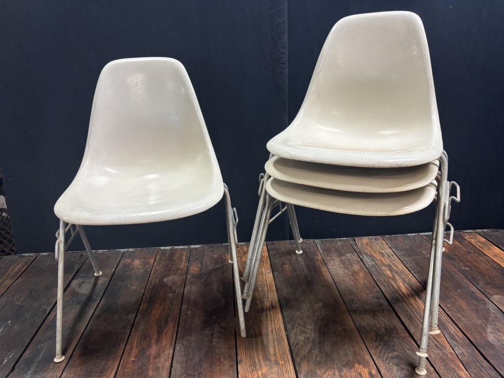 Lot 4 Herman Miller Clam Shell 1970s MCM Chairs (1 of 9)