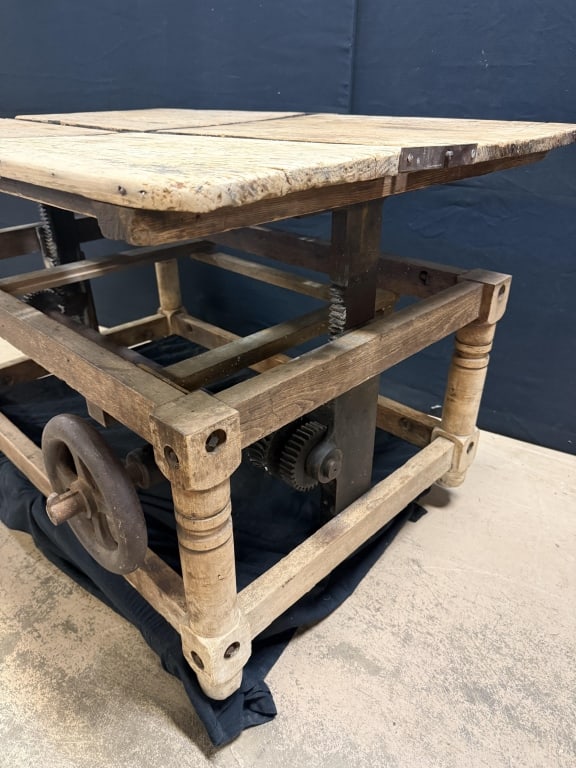 Machine Age Fur Stretching Adjustable Coffee Table - 2