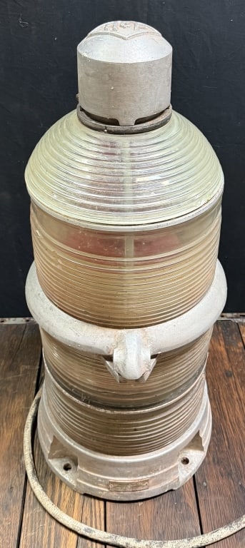 H&P Industrial Aviation Runway Airport Light: Here is an incredible pair of H & P Hughey and PHILLIPS manufactured aviation lamps. These are made of solid cast aluminum with glass inserts. The red inserts on the interior both have two cracks as s
