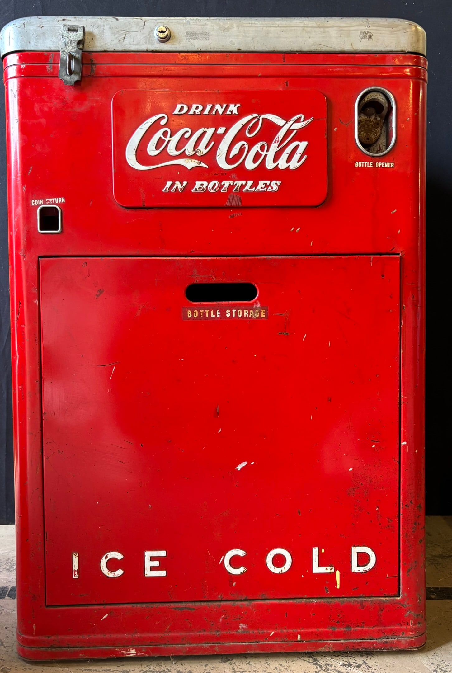 Coca Cola Vendo 23 Spin Top Vending Coke Machine Cooler (1 of 16)