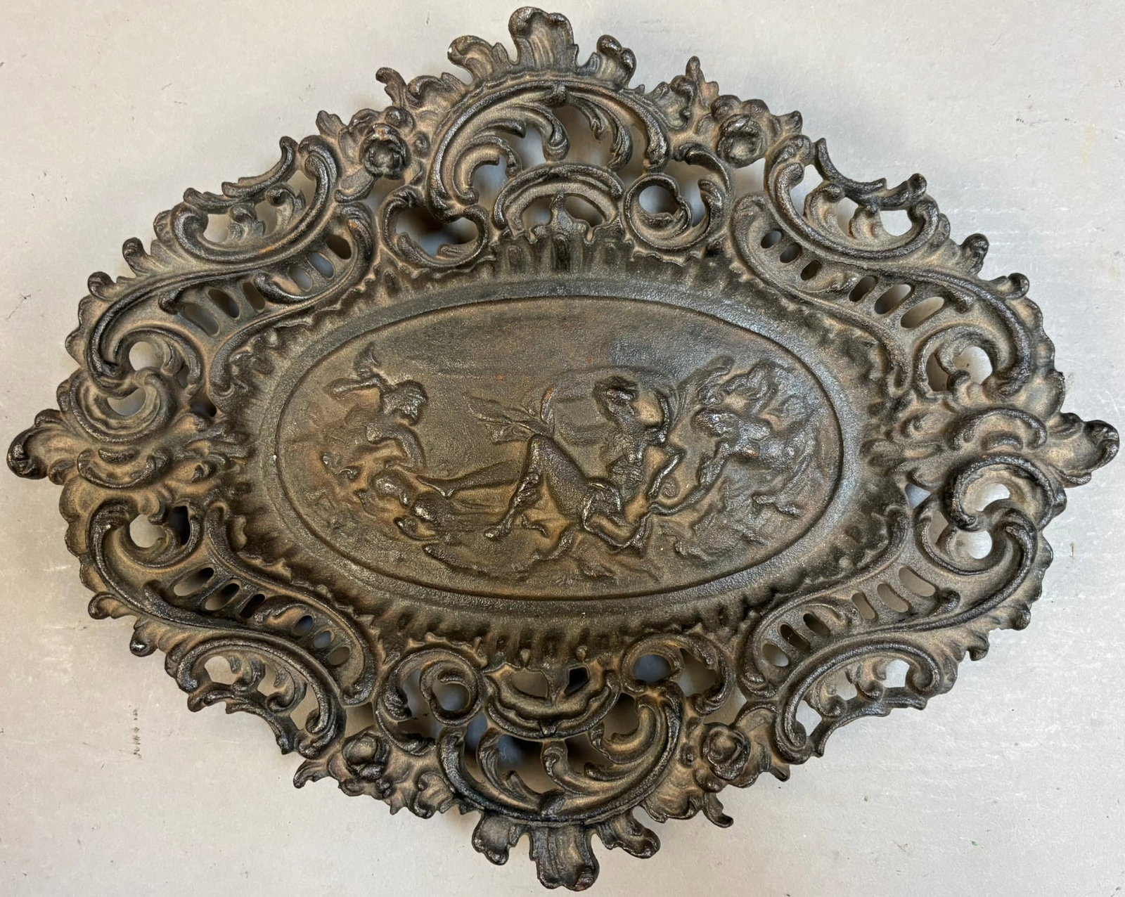 Vintage Cast Iron Decorative Tray 12" x 9 1/2" (1 of 8)