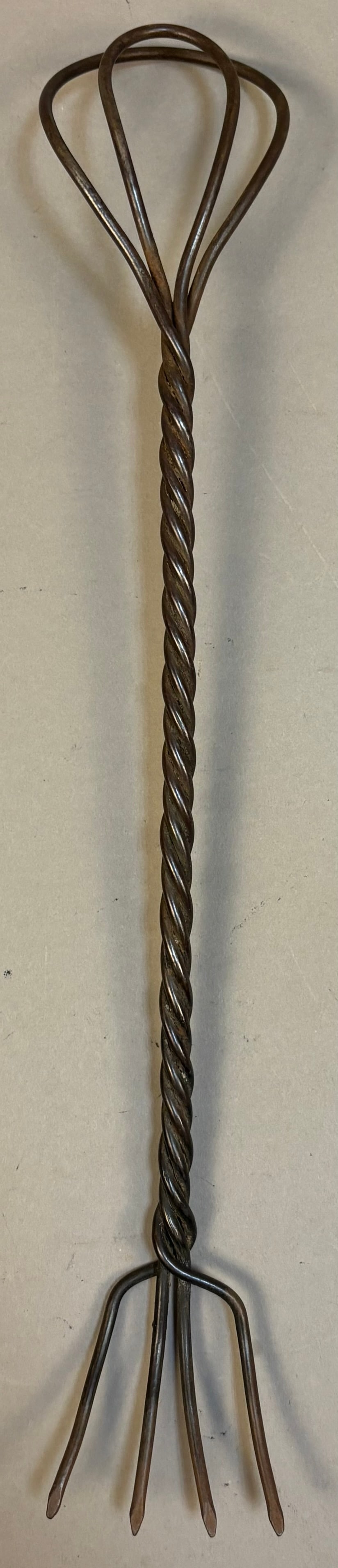 Antique Hand Forged Twisted Metal Toasting Fork: Measurements in photos PLEASE NOTE WE OFFER IN HOUSE SHIPPING & HAVE BIDDING AVAILABLE ON OUR OWN WEBSITE! If you win on LIVE AUCTIONEERS, please click "SELF ARRANGED SHIPPING" and keep on the