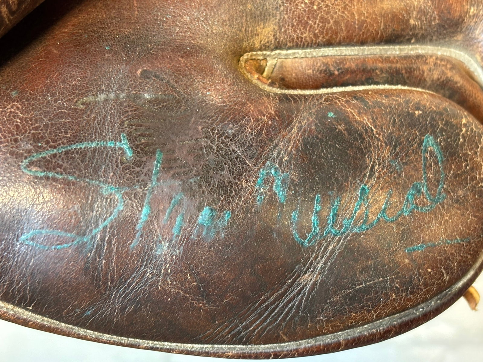 Stan Musial HOF Signed Rawlings PMM Baseball Mitt: Nice right handed throwing 3 finger Rawlings PMM Model Stan the Man glove. Nice original condition. Signature obtained in person.