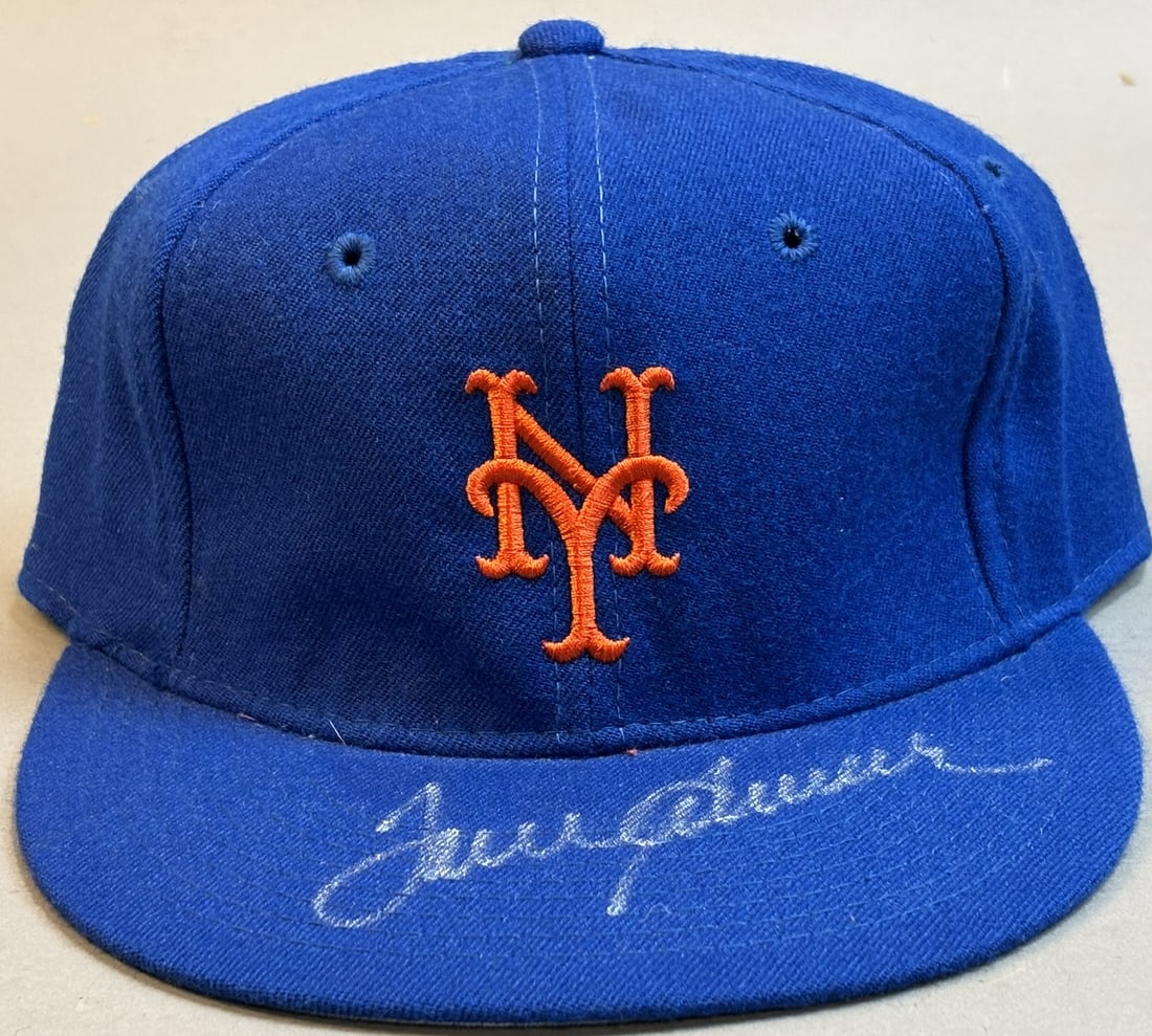 Tom Seaver Signed New York Mets Baseball Hat NWT: Nice original hat. Signature obtained in person.