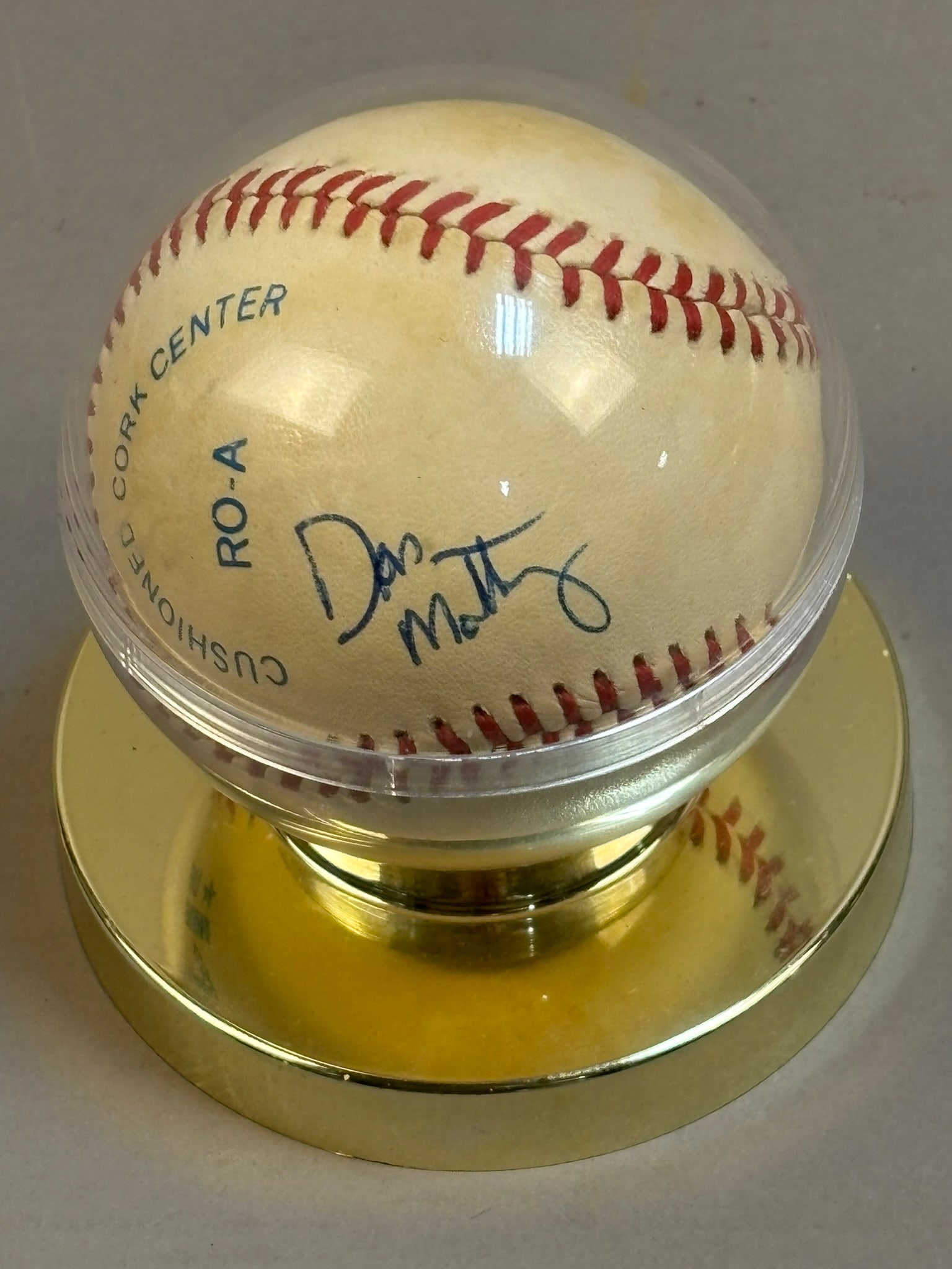 Don Mattingly Signed Rawlings Brown OAL Baseball: Great original signed Rawlings baseball by Don Mattingly.
