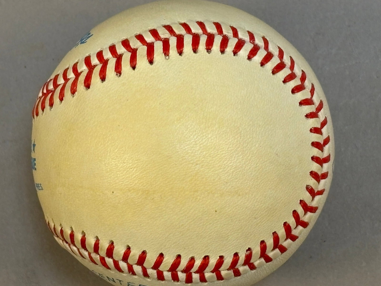 Reggie Jackson Single Signed Rawlings OAL Baseball - 10