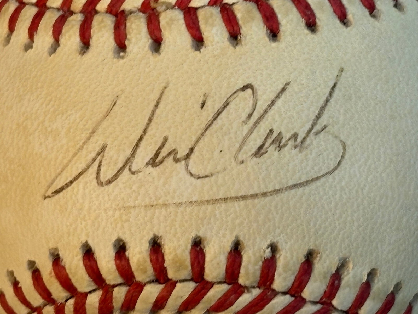 Will Clark Single Signed Rawlings ONL Baseball: Great original single signed ball by Giants great Will Clark.
