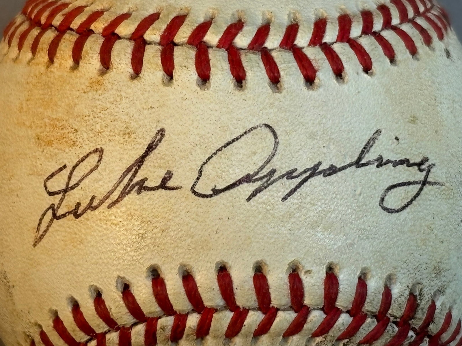 Luke Appling Single Signed Rawlings ONL Baseball (1 of 7)