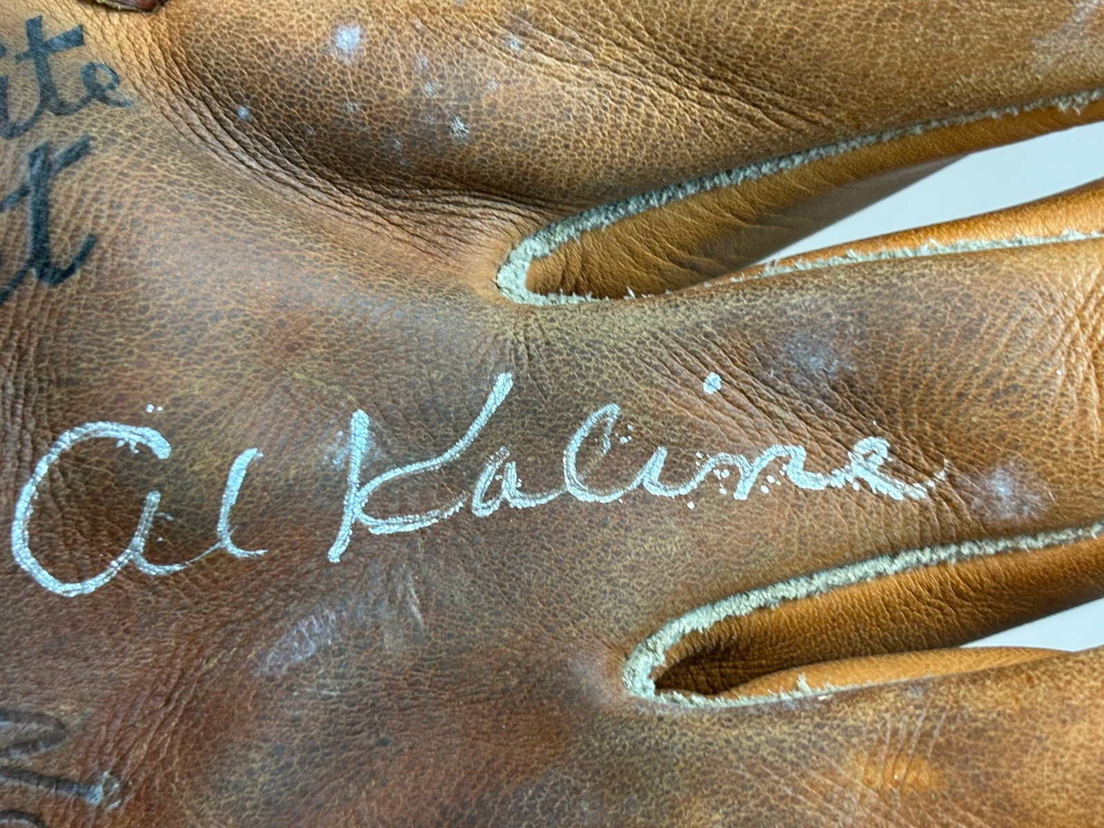 Al Kaline Signed Wilson A2204 Model Baseball Glove: Incredibly nice original AL KALINE pro style model A2204 Wilson glove, signed by Kaline with a nice silver sharpie.