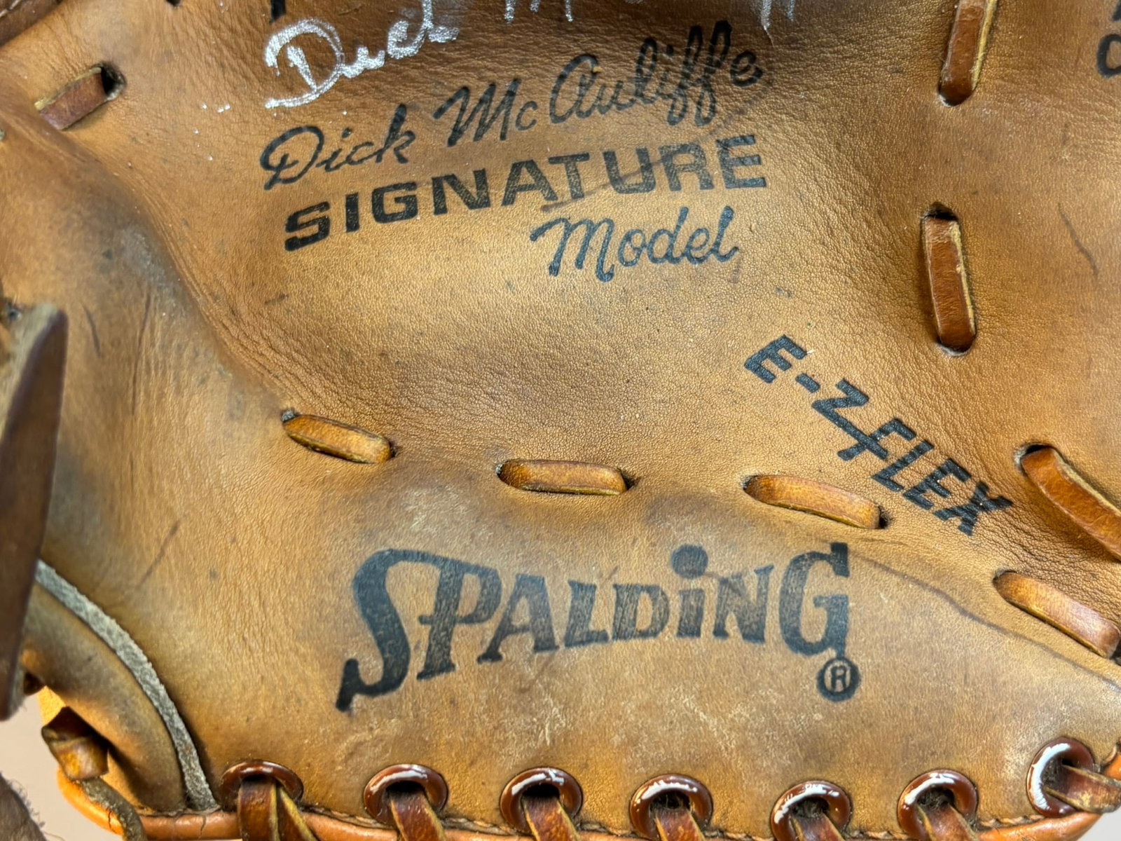 Dick McAuliffe Spalding Model Signed Baseball Mitt - 3