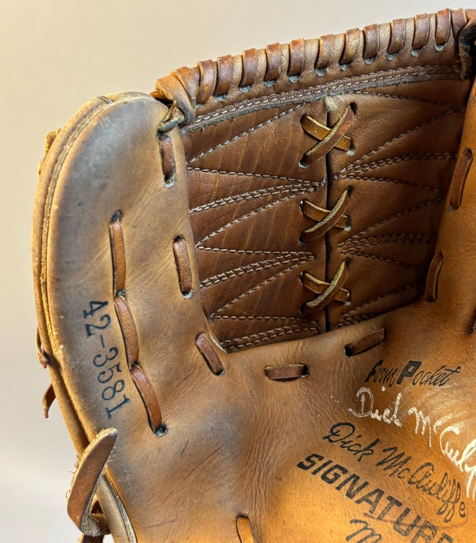 Dick McAuliffe Spalding Model Signed Baseball Mitt - 5