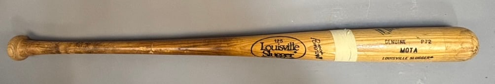 Manny Mota Game Used & Signed P72 Baseball Bat: 33.5" / 33.4 ounce - original Louisville Slugger 125 P72 model Manny Mota bat.