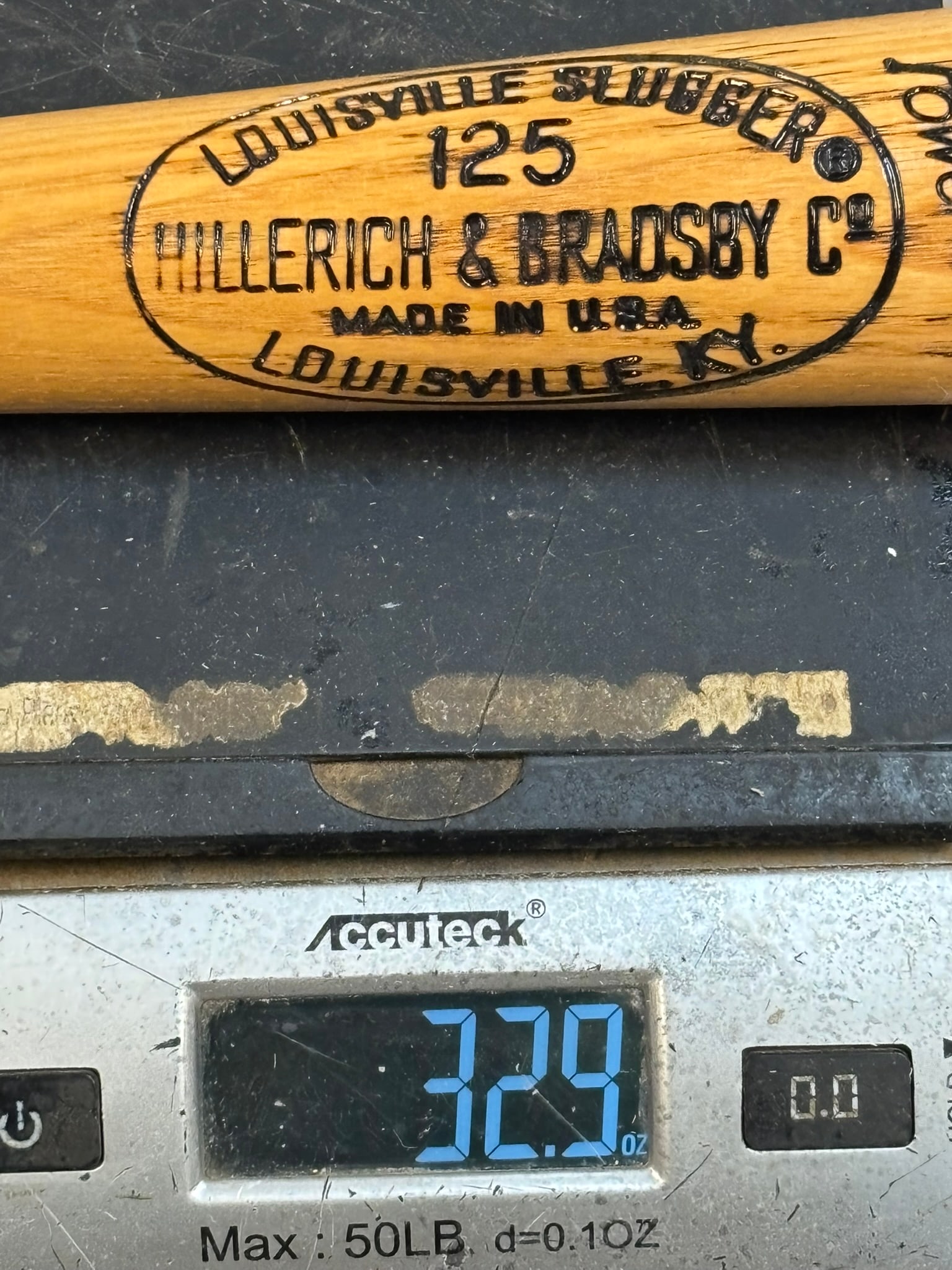 George Kell H&B Model 125 Signed 34" Baseball Bat - 8
