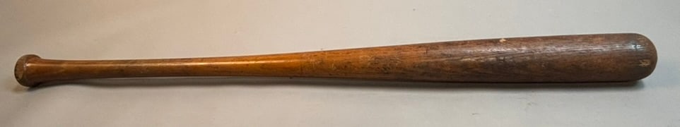 Hanna Batrite Game Used 36" 36.5oz Baseball Bat: SEE ALL PHOTOS - PLEASE SEE ALL PHOTOS AND USE THEM AS A BETTER IDEA ON DESCRIPTION! ASK ANY QUESTIONS! PLEASE NOTE WE OFFER IN HOUSE SHIPPING & HAVE BIDDING AVAILABLE ON OUR OWN WEBSITE! If you win o