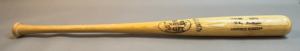 Rickey Henderson M110 34" Pro Model Baseball Bat: PLEASE SEE ALL PHOTOS AND USE THEM AS A BETTER IDEA ON DESCRIPTION! ASK ANY QUESTIONS! PLEASE NOTE WE OFFER IN HOUSE SHIPPING & HAVE BIDDING AVAILABLE ON OUR OWN WEBSITE! If you win on LIVE