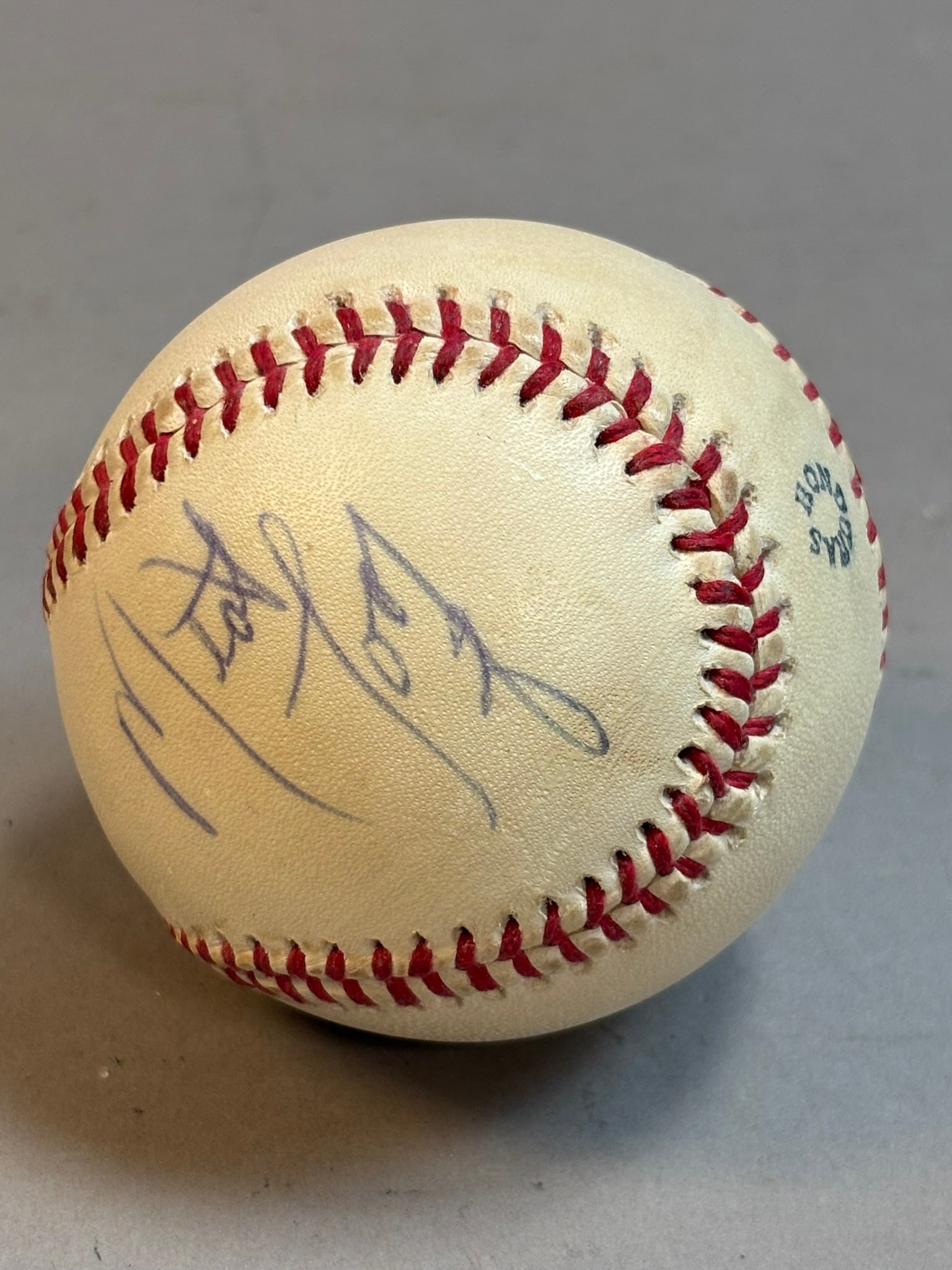 Meat Loaf Single Signed Worth Sof-Dot Baseball: PLEASE SEE ALL PHOTOS AND USE THEM AS A BETTER IDEA ON DESCRIPTION! ASK ANY QUESTIONS! PLEASE NOTE WE OFFER IN HOUSE SHIPPING & HAVE BIDDING AVAILABLE ON OUR OWN WEBSITE! If you win on LIVE
