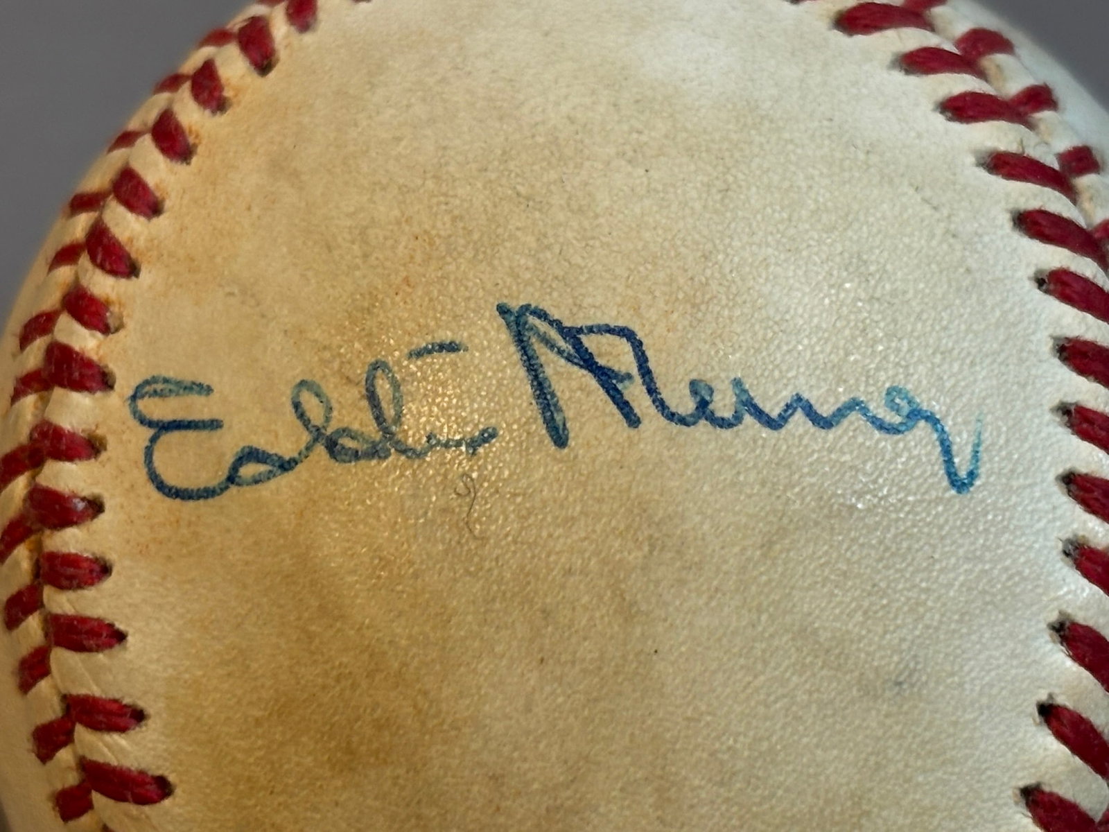 Eddie Murray Rawlings Haiti Single Signed Baseball - 2