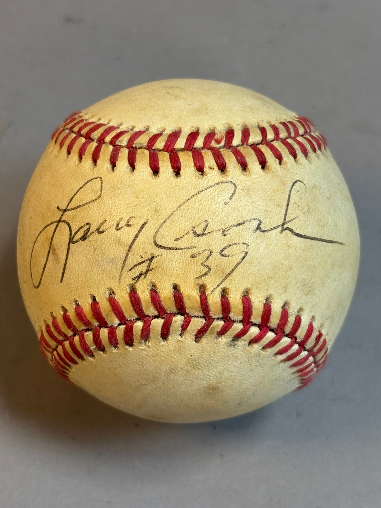 Larry Csonka #39 Single Signed Rawlings Haiti Ball: PLEASE SEE ALL PHOTOS AND USE THEM AS A BETTER IDEA ON DESCRIPTION! ASK ANY QUESTIONS! PLEASE NOTE WE OFFER IN HOUSE SHIPPING & HAVE BIDDING AVAILABLE ON OUR OWN WEBSITE! If you win on LIVE