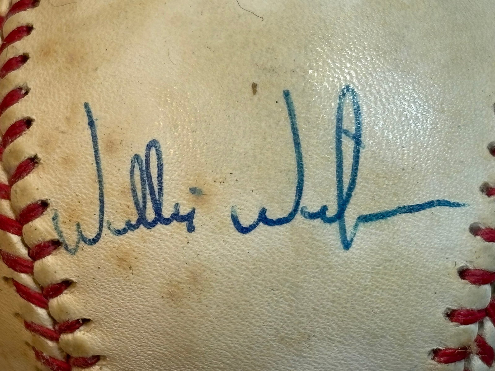 Willie Wilson Single Signed Rawlings Brown Ball - 2