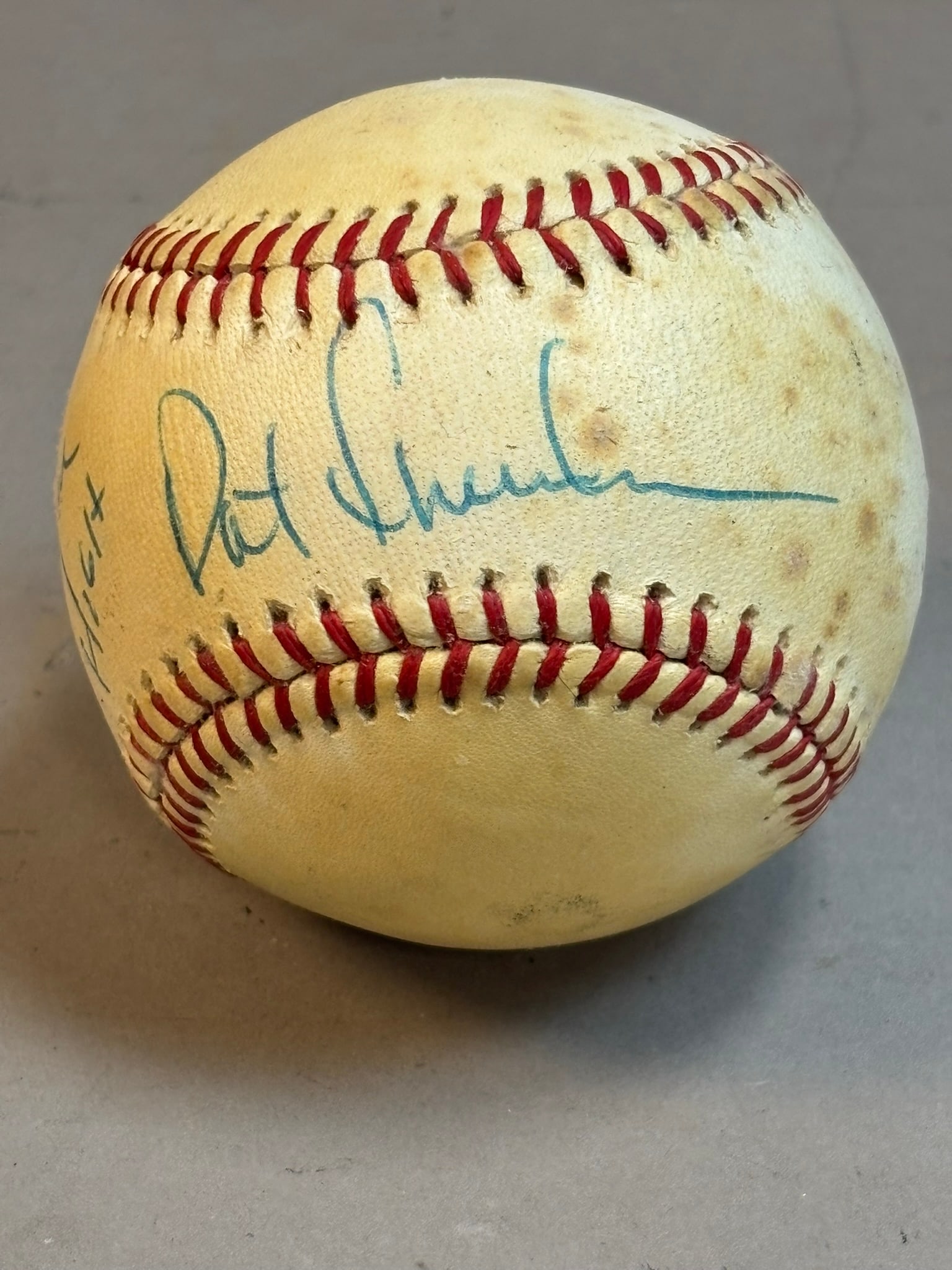 Pat Sheridan Detroit Tigers Signed Brown Ball: PLEASE SEE ALL PHOTOS AND USE THEM AS A BETTER IDEA ON DESCRIPTION! ASK ANY QUESTIONS! PLEASE NOTE WE OFFER IN HOUSE SHIPPING & HAVE BIDDING AVAILABLE ON OUR OWN WEBSITE! If you win on LIVE
