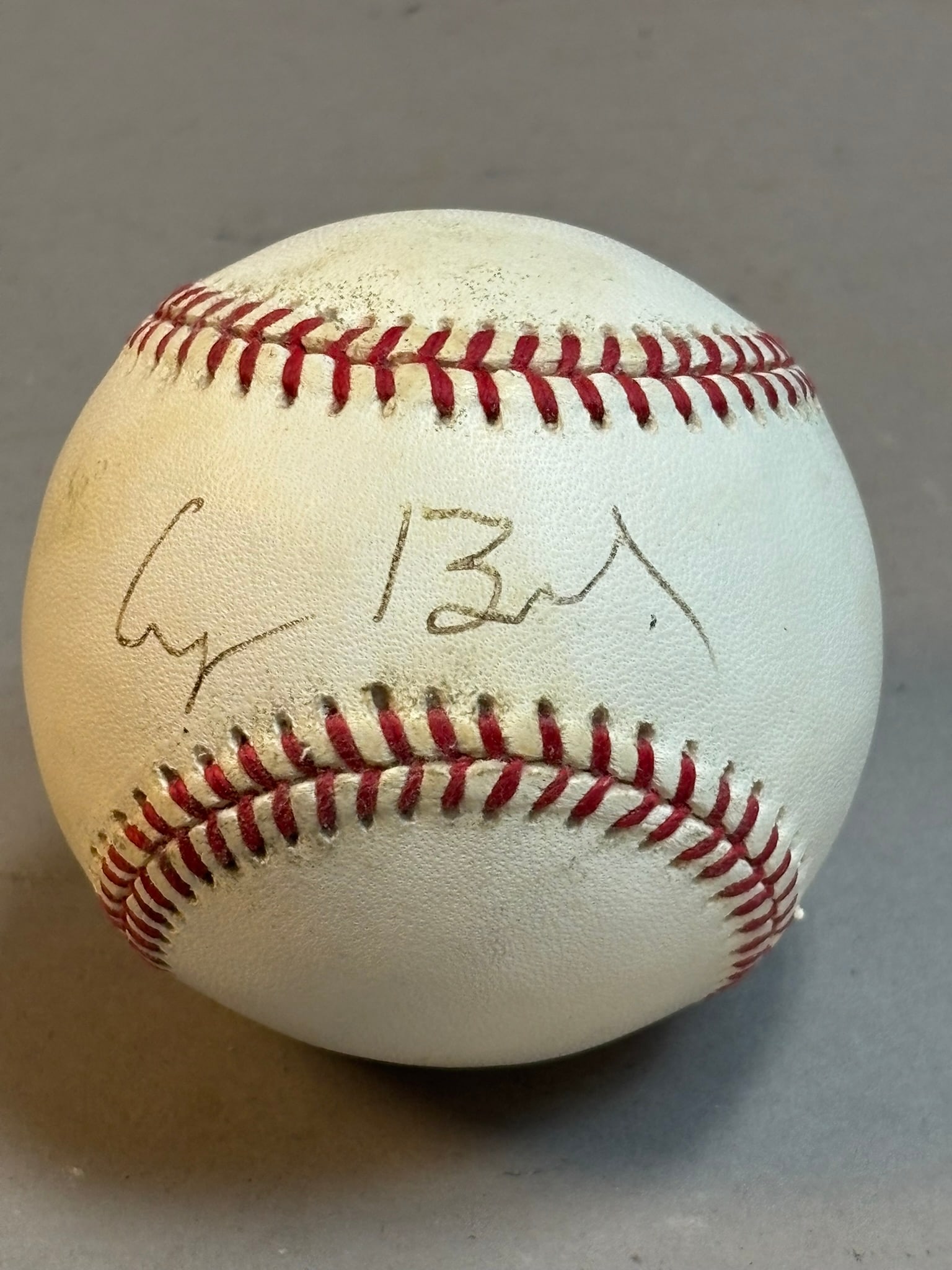 GEORGE BUSH Bobby Brown Signed Rawlings Ball: PLEASE SEE ALL PHOTOS AND USE THEM AS A BETTER IDEA ON DESCRIPTION! ASK ANY QUESTIONS! PLEASE NOTE WE OFFER IN HOUSE SHIPPING & HAVE BIDDING AVAILABLE ON OUR OWN WEBSITE! If you win on LIVE AUCTIONEER